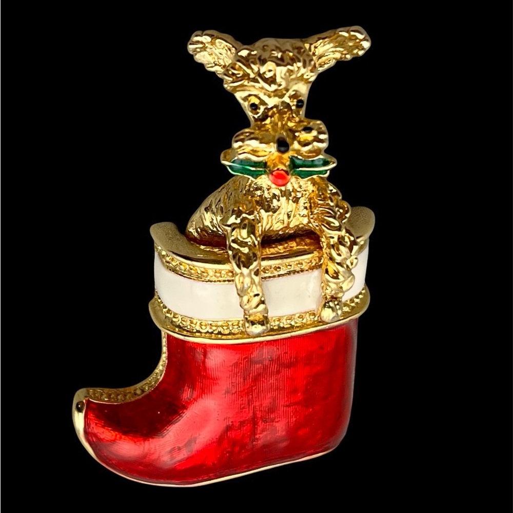 Vintage New View Christmas Puppy in Stocking Brooch – Gold-Tone & Enamel